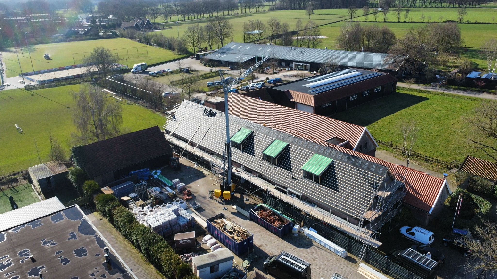 Restauratie en verduurzaming hellend dak en dakkapellen Weerselo fase 2 foto